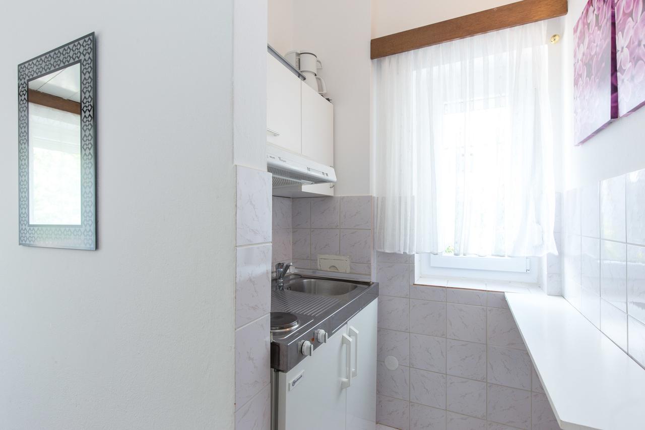 Apartments Pavic Малинська Екстер'єр фото
