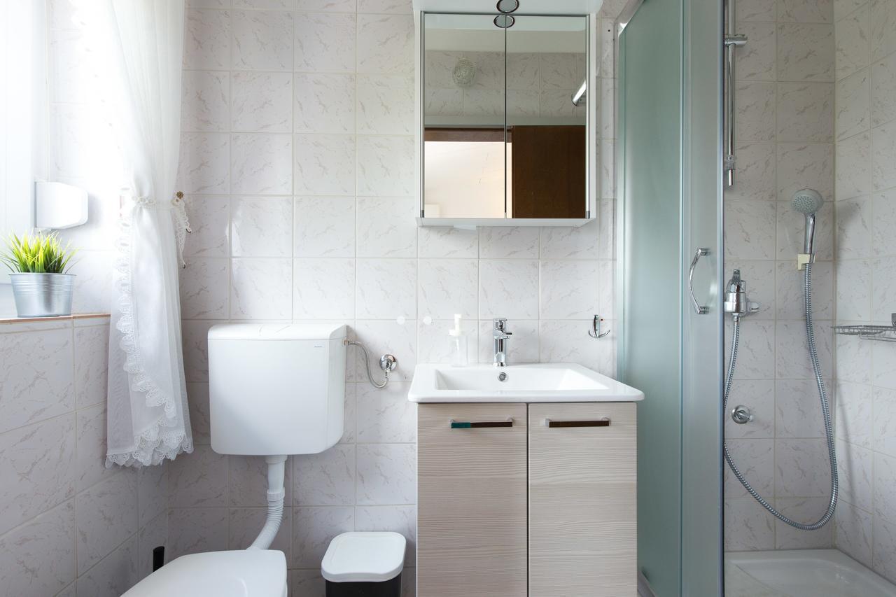Apartments Pavic Малинська Екстер'єр фото