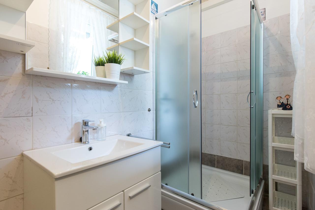 Apartments Pavic Малинська Екстер'єр фото
