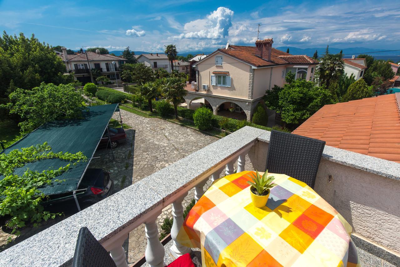Apartments Pavic Малинська Екстер'єр фото
